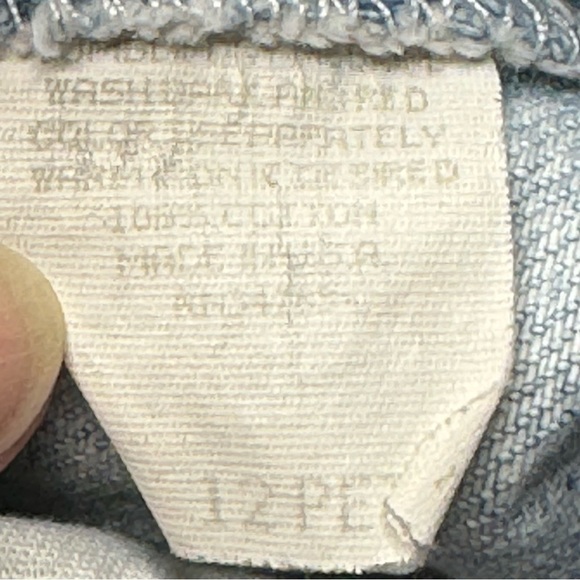 Vintage Lee Jeans High Waisted Relaxed Fit size 12 petite - Picture 2 of 9